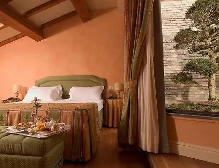 Hotel Real Fini San Francesco Модена